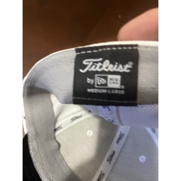 Titleist Hat Cap White Black Four Peaks Brewing  Stretch Golf Outdoors - Picture 3 of 4